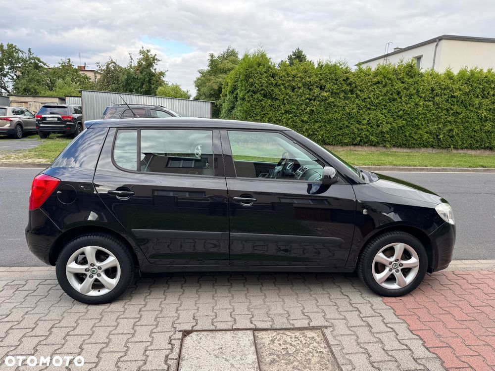 Skoda Fabia - 10