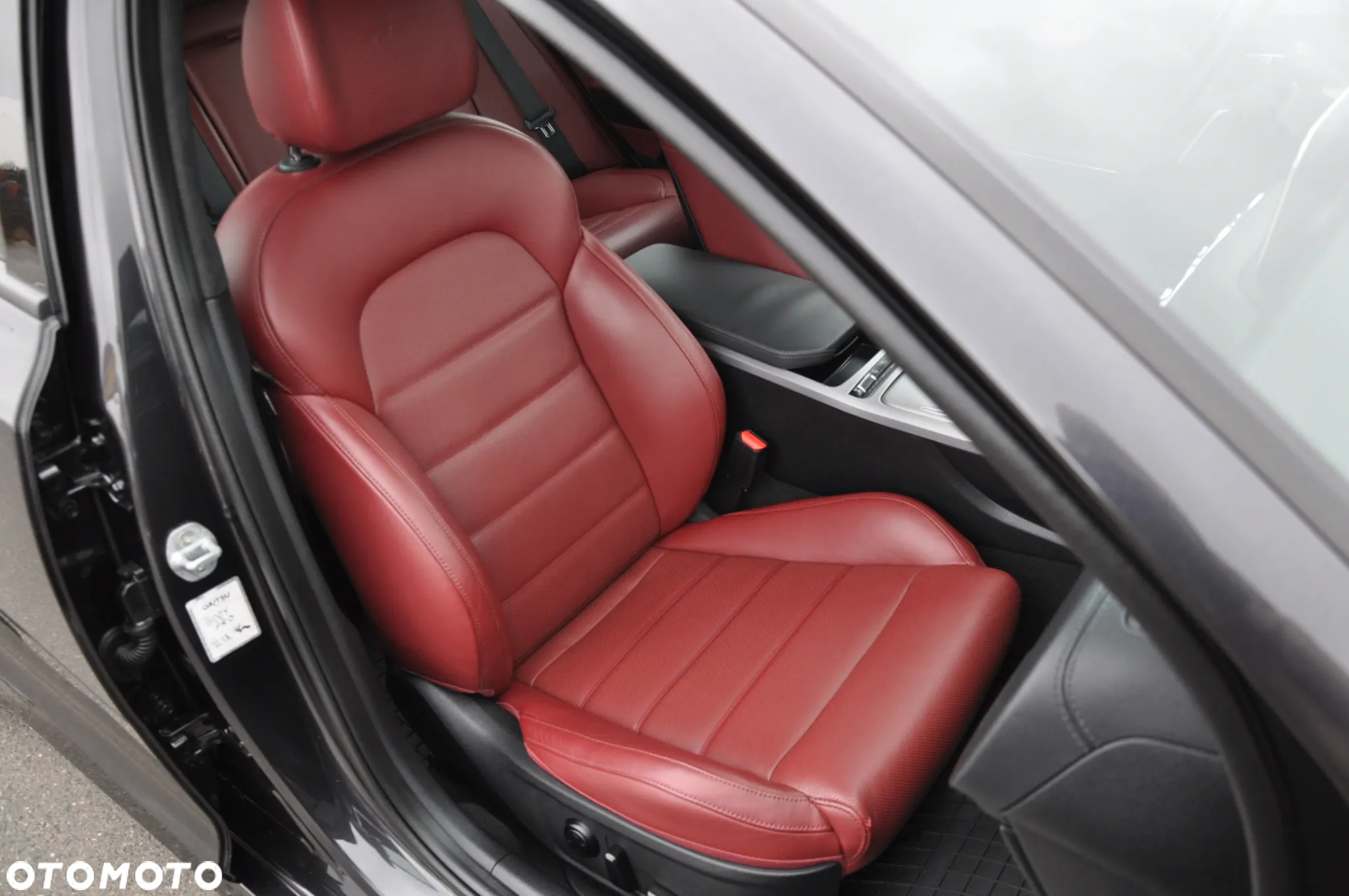 Kia Stinger 3.3 T-GDI V6 GT AWD - 21