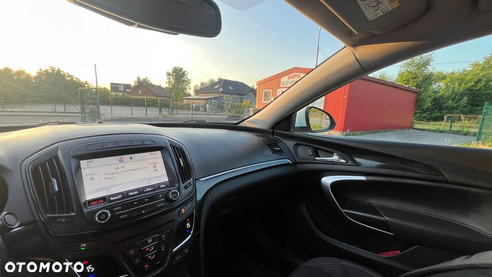 Opel Insignia 1.4 T Cosmo S&S - 14