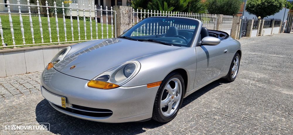 Porsche 911 (996) Carrera Cabrio - 27