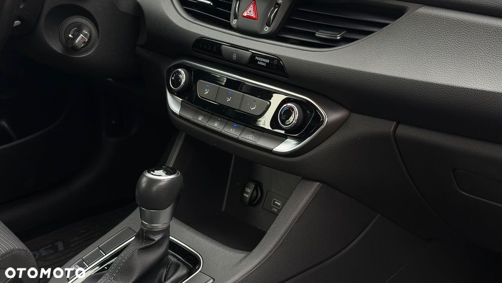 Hyundai i30 1.0 T-GDI Comfort DCT - 28