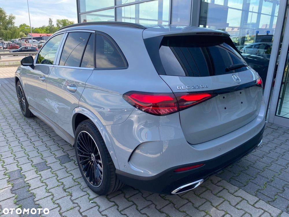 Mercedes-Benz GLC - 2