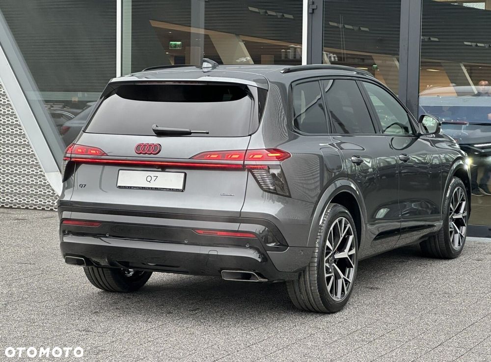 Audi Q7 - 8