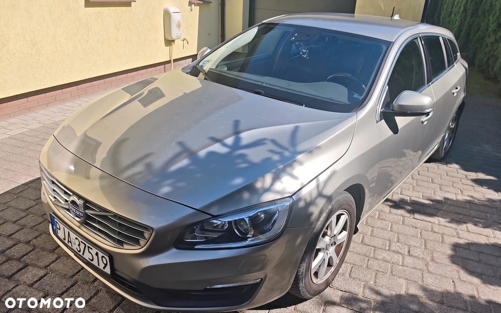 Volvo V60 D2 Drive-E Kinetic - 4