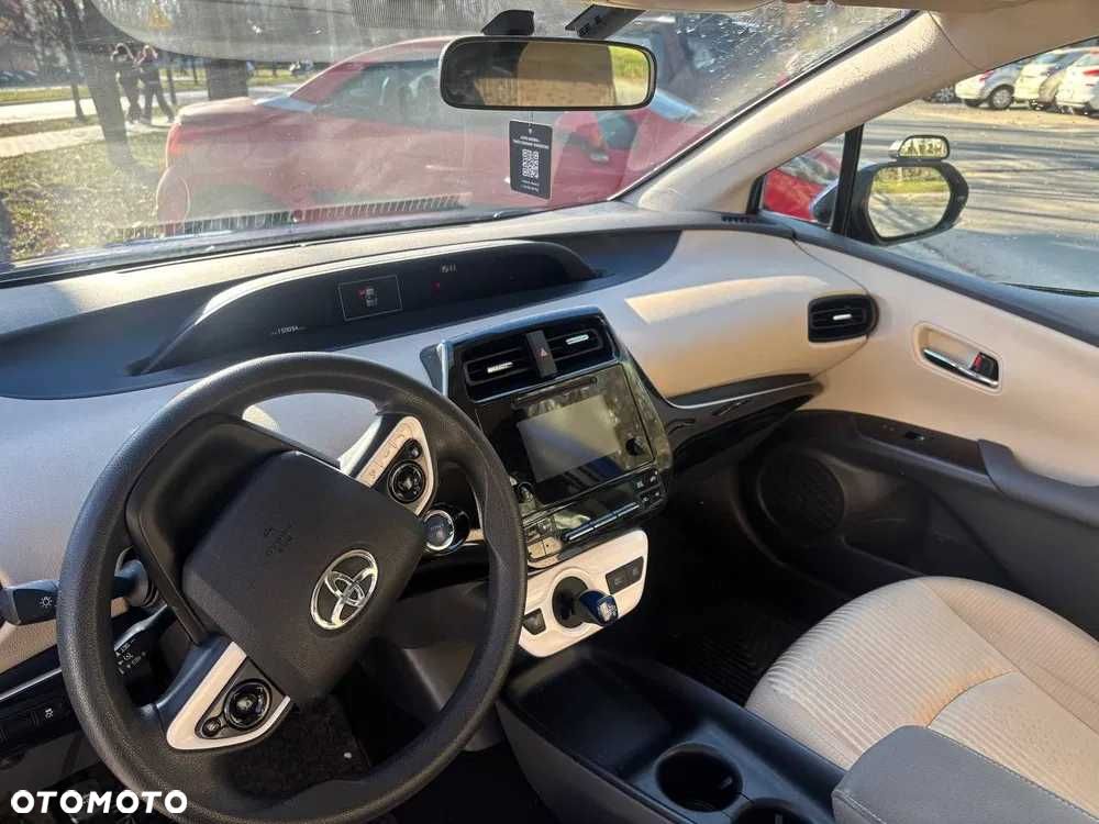 Toyota Prius - 5