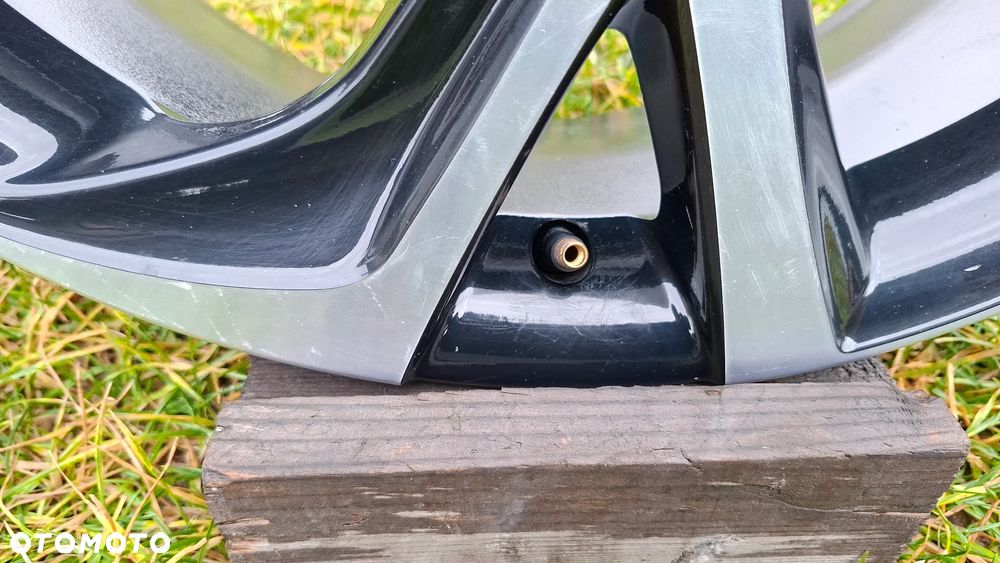 Felga Aluminiowa 18 Toyota C-HR 5x114.3 ET 50 CMS 860 - 3