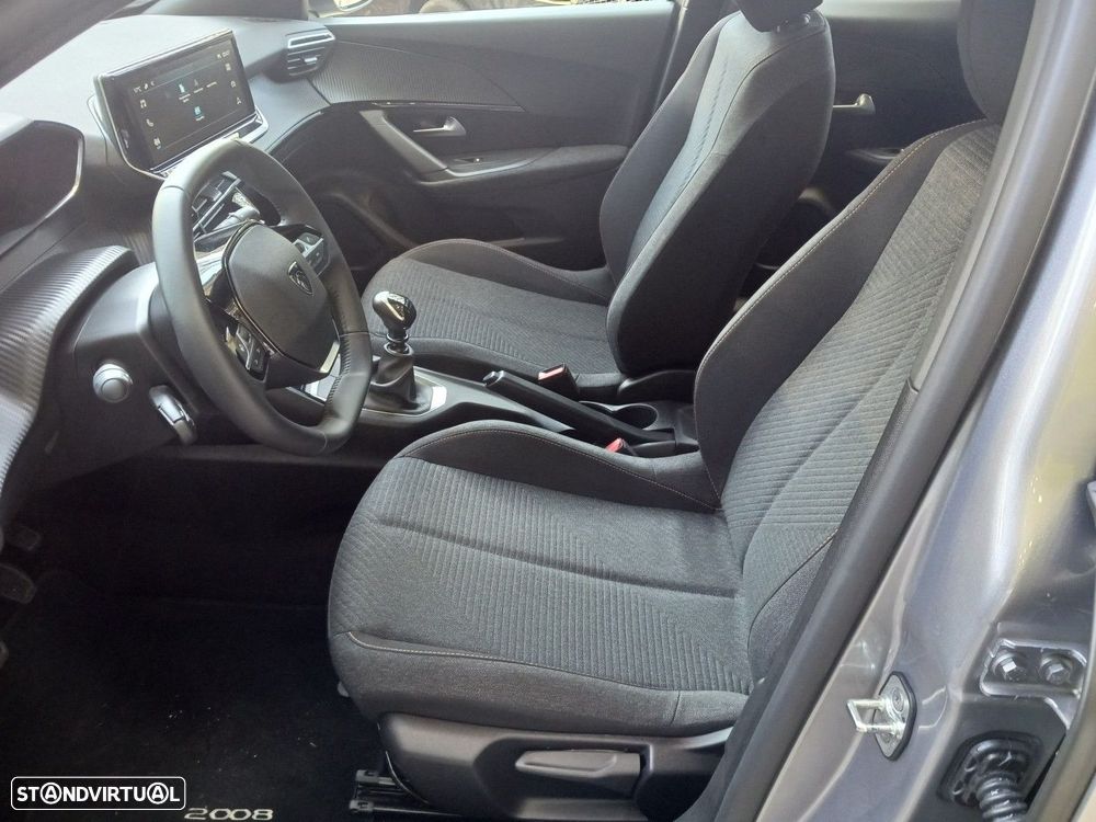 Peugeot 2008 1.2 PureTech Style - 29
