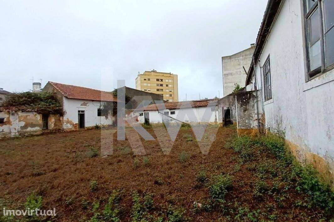 Prédio Histórico no Cartaxo – Oportunidade de Investimento - Grande imagem: 3/15