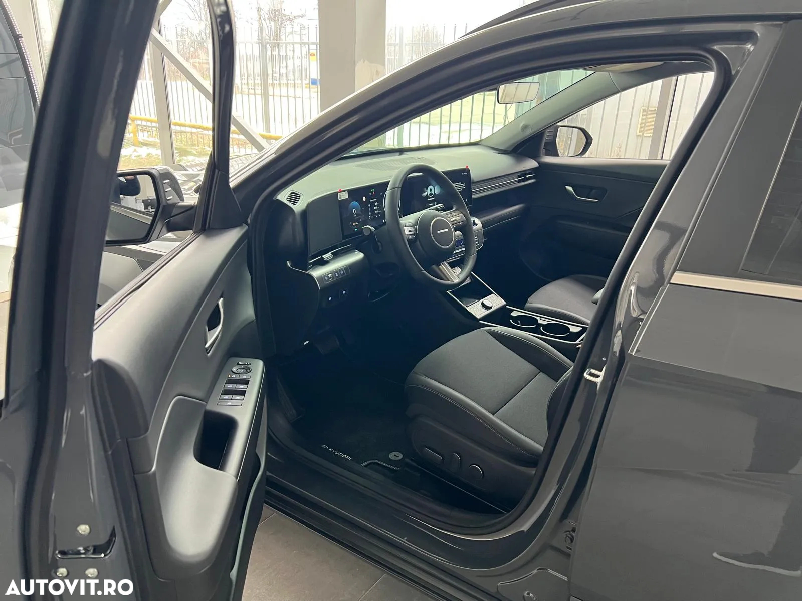Hyundai KONA - 10