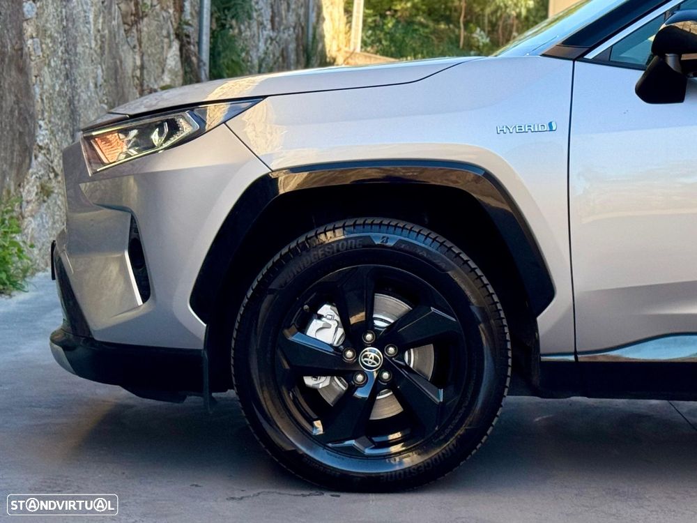 Toyota RAV4 2.5 HDF Black Edition - 44