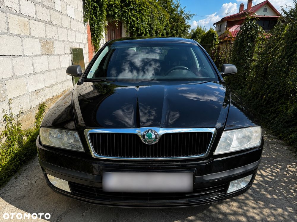 Skoda Octavia 1.6 Ambition - 10