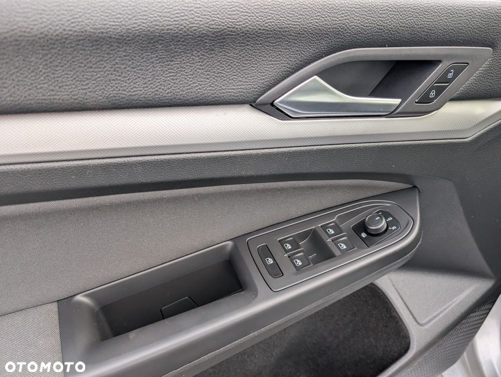 Volkswagen Golf 2.0 TDI Life - 13