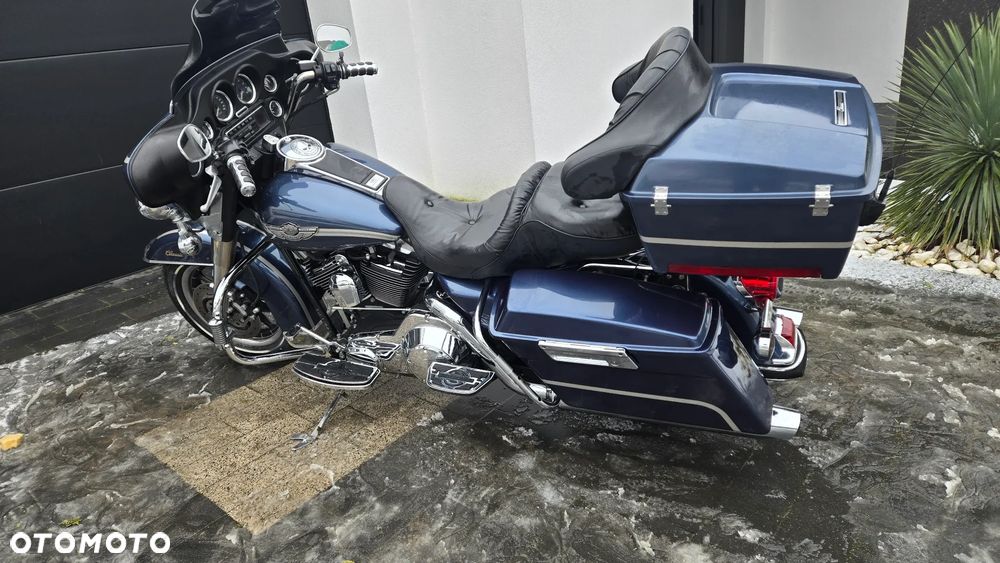 Harley-Davidson Touring Electra Glide - 2