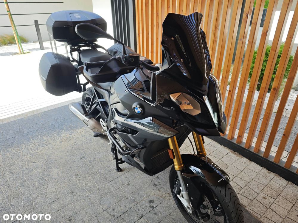 BMW XR - 5