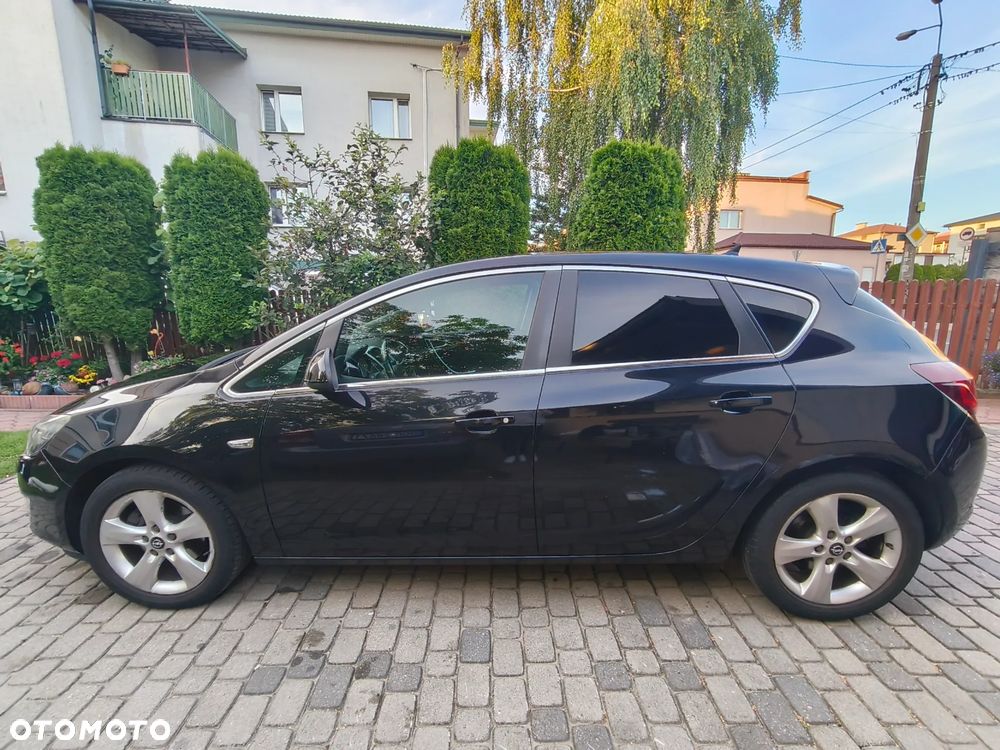 Opel Astra 1.6 T Sport - 1