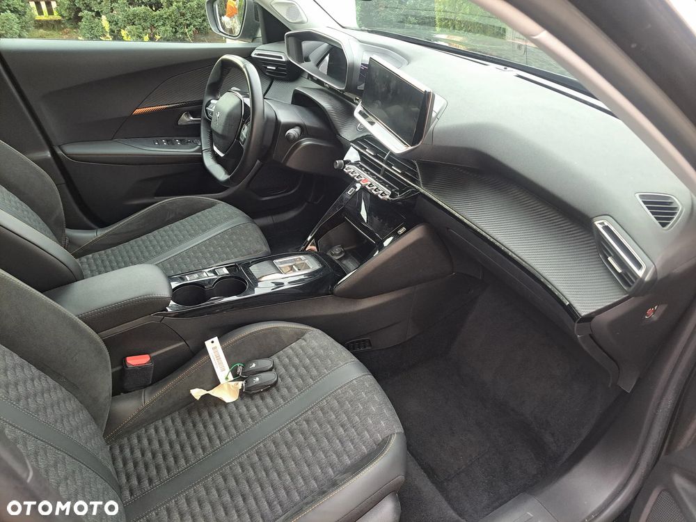 Peugeot 2008 - 7