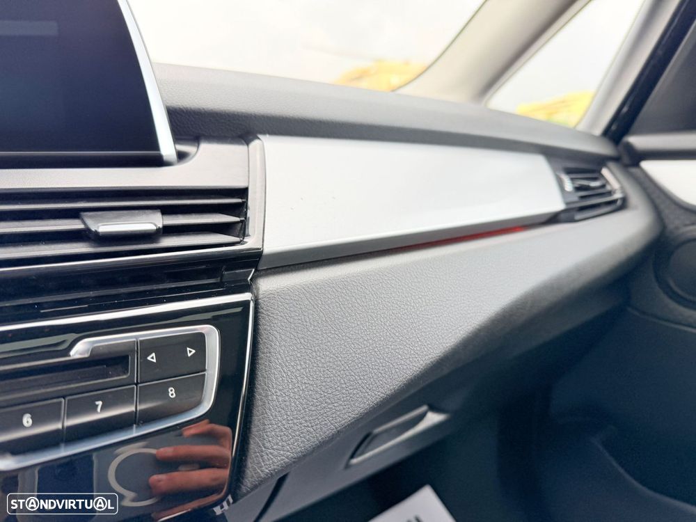 BMW 216 Active Tourer d Line Sport - 43