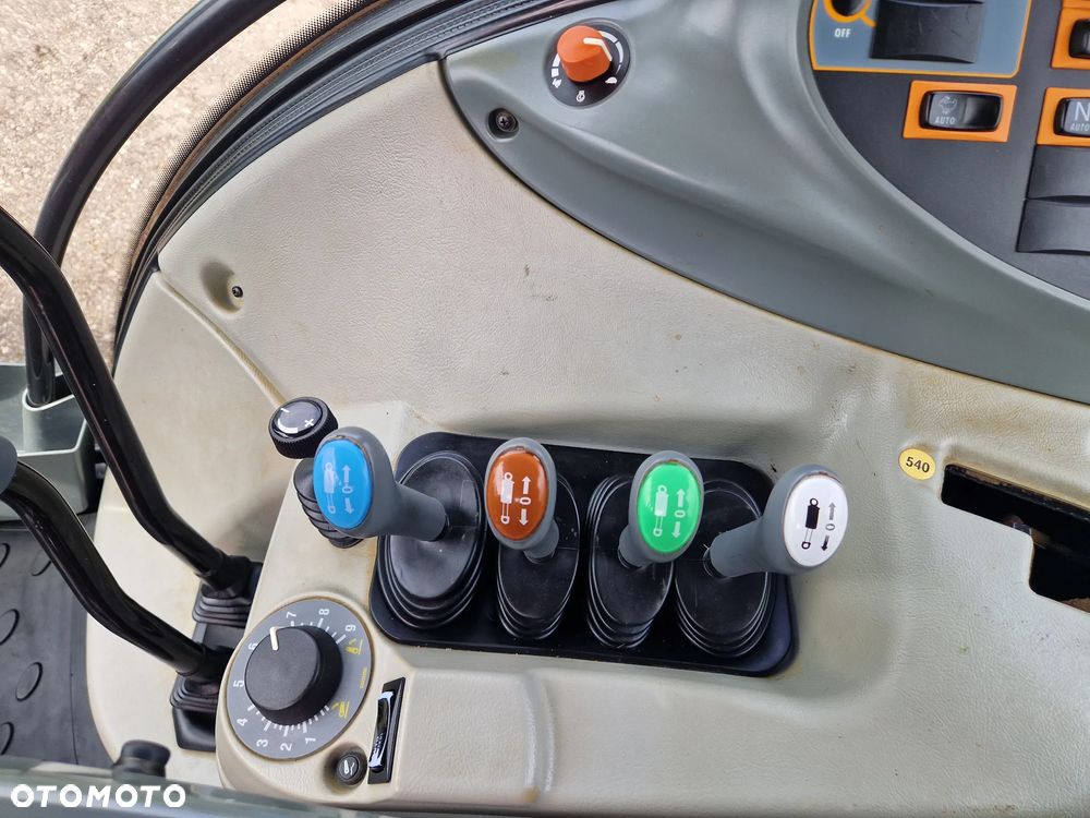 Valtra N123 HiTech - 10