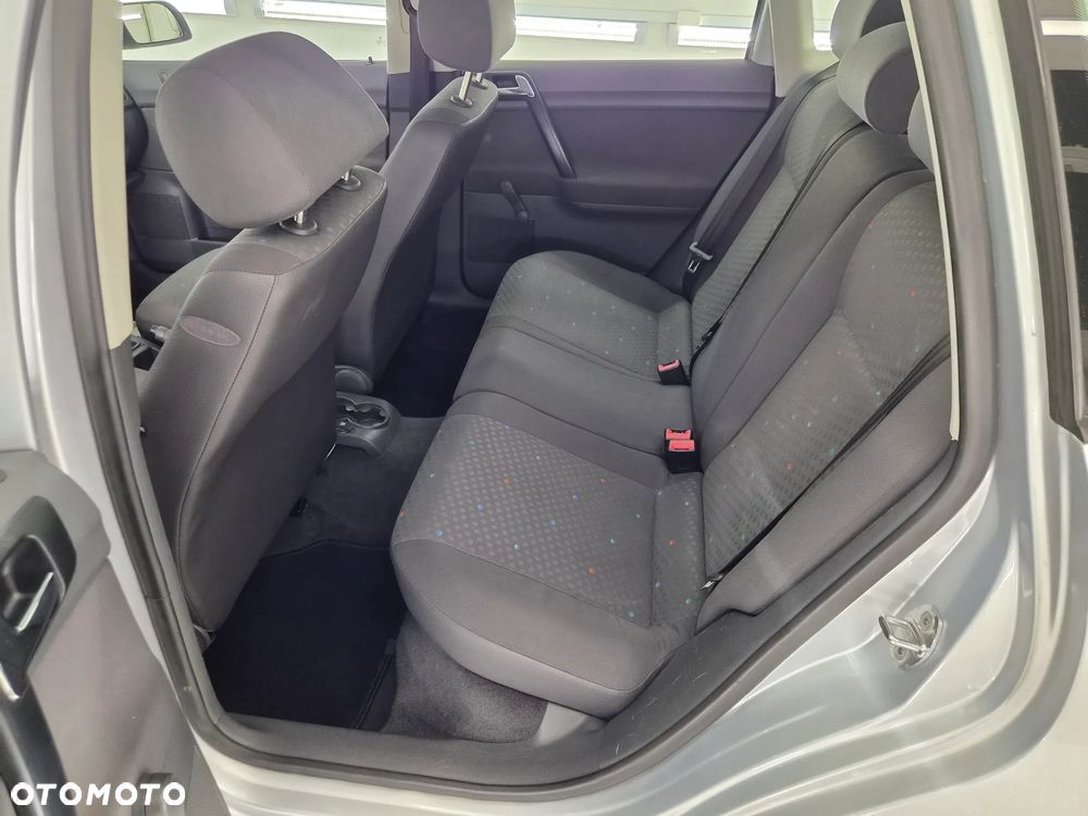 Volkswagen Polo 1.2 - 23