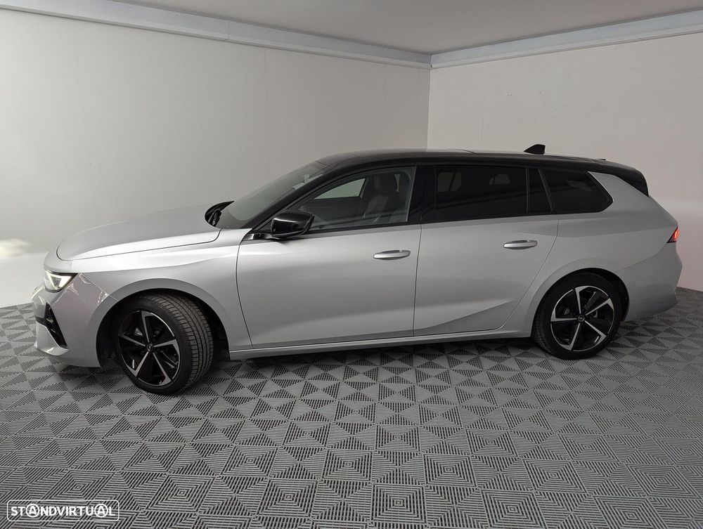 Opel Astra Sports Tourer 1.2 T GS - 2