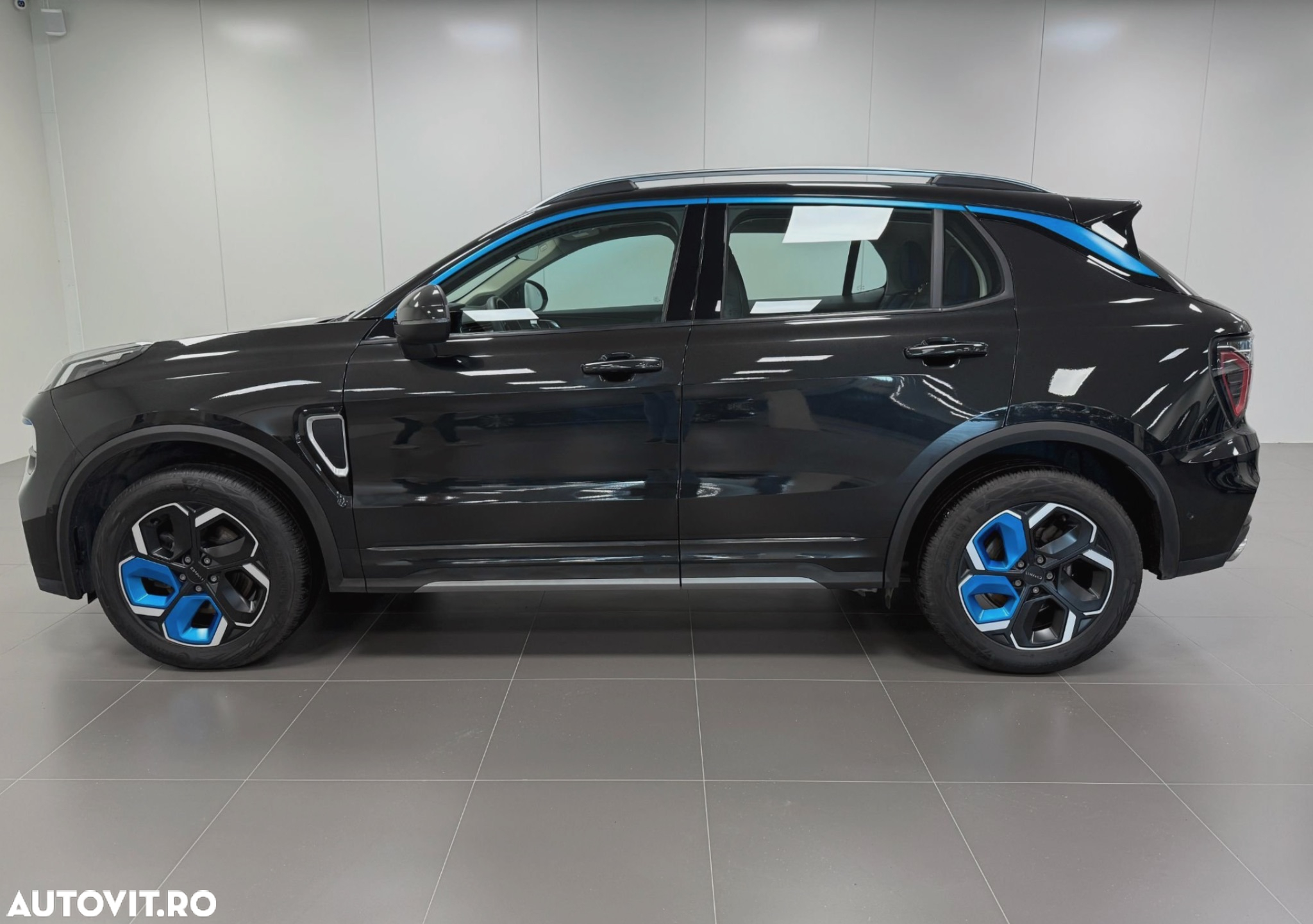 Lynk&Co 01 - 4