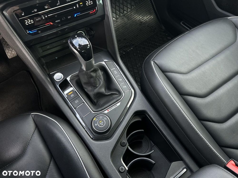 Volkswagen Tiguan 2.0 TSI 4Mot Elegance DSG - 17