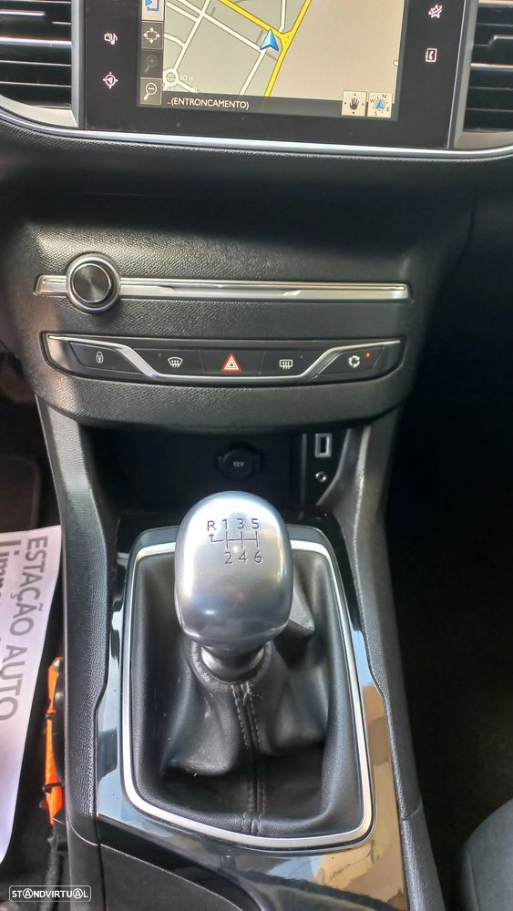 Peugeot 308 SW 1.6 BlueHDi Style — fotografia 10