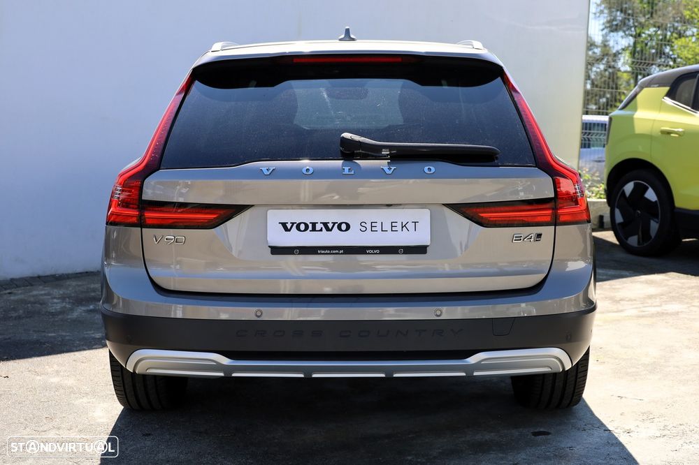 Volvo V90 Cross Country 2.0 B4 AWD - 3