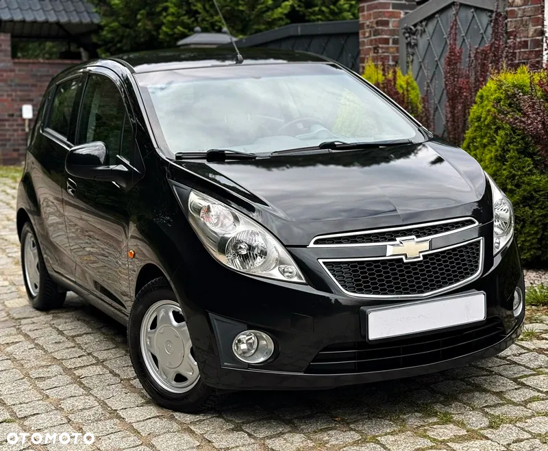 Chevrolet Spark 1.0 LS - 24