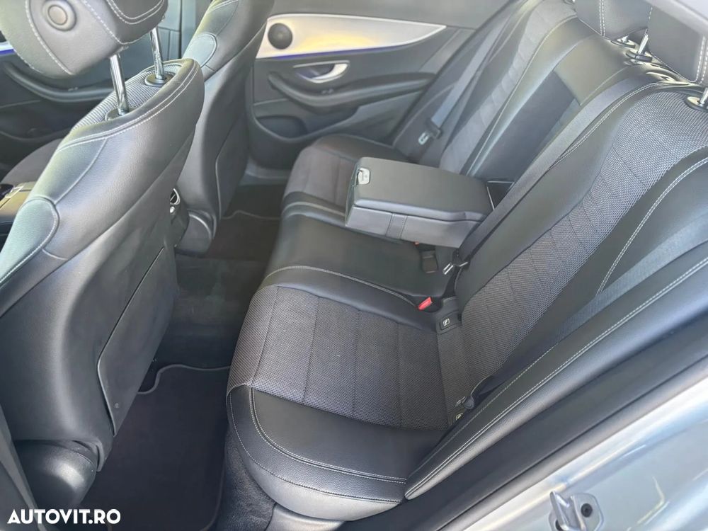 Mercedes-Benz E 200 d T 9G-TRONIC - 35