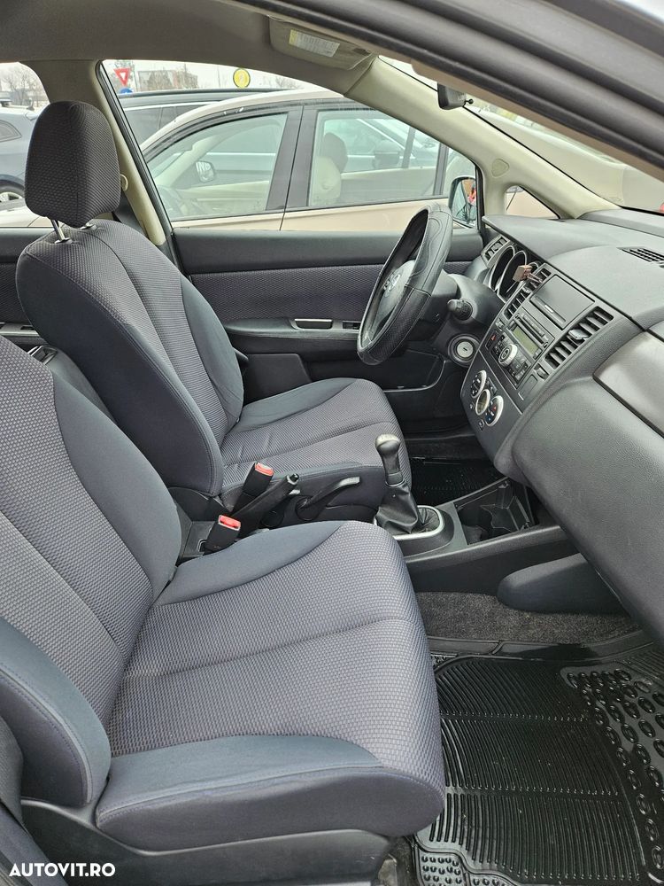 Nissan Tiida - 12