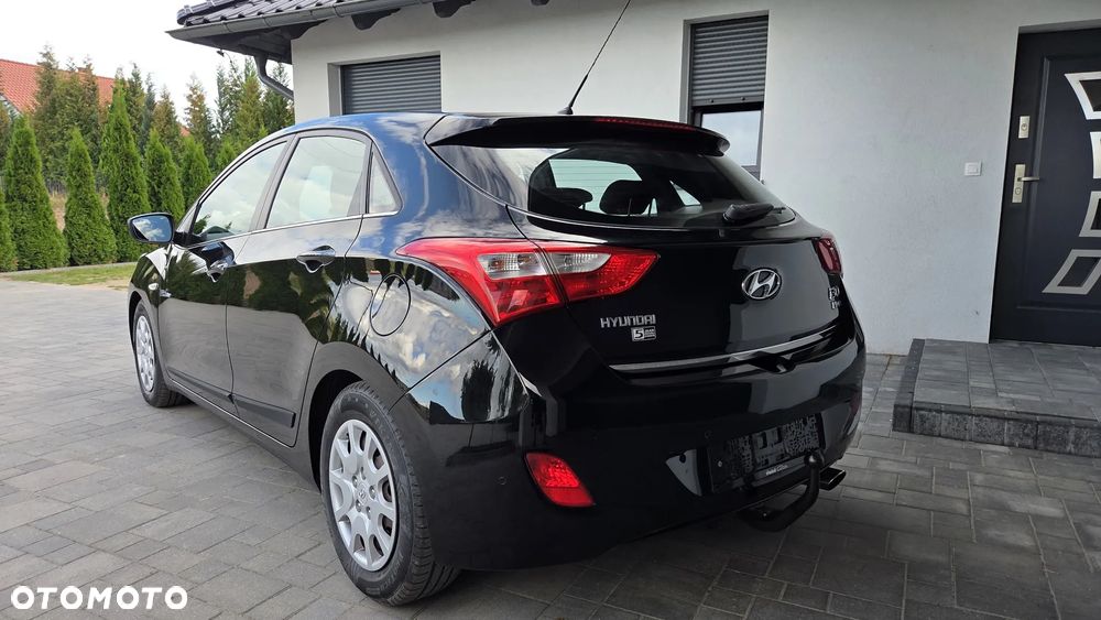 Hyundai i30 blue 1.6 GDI Trend - 17