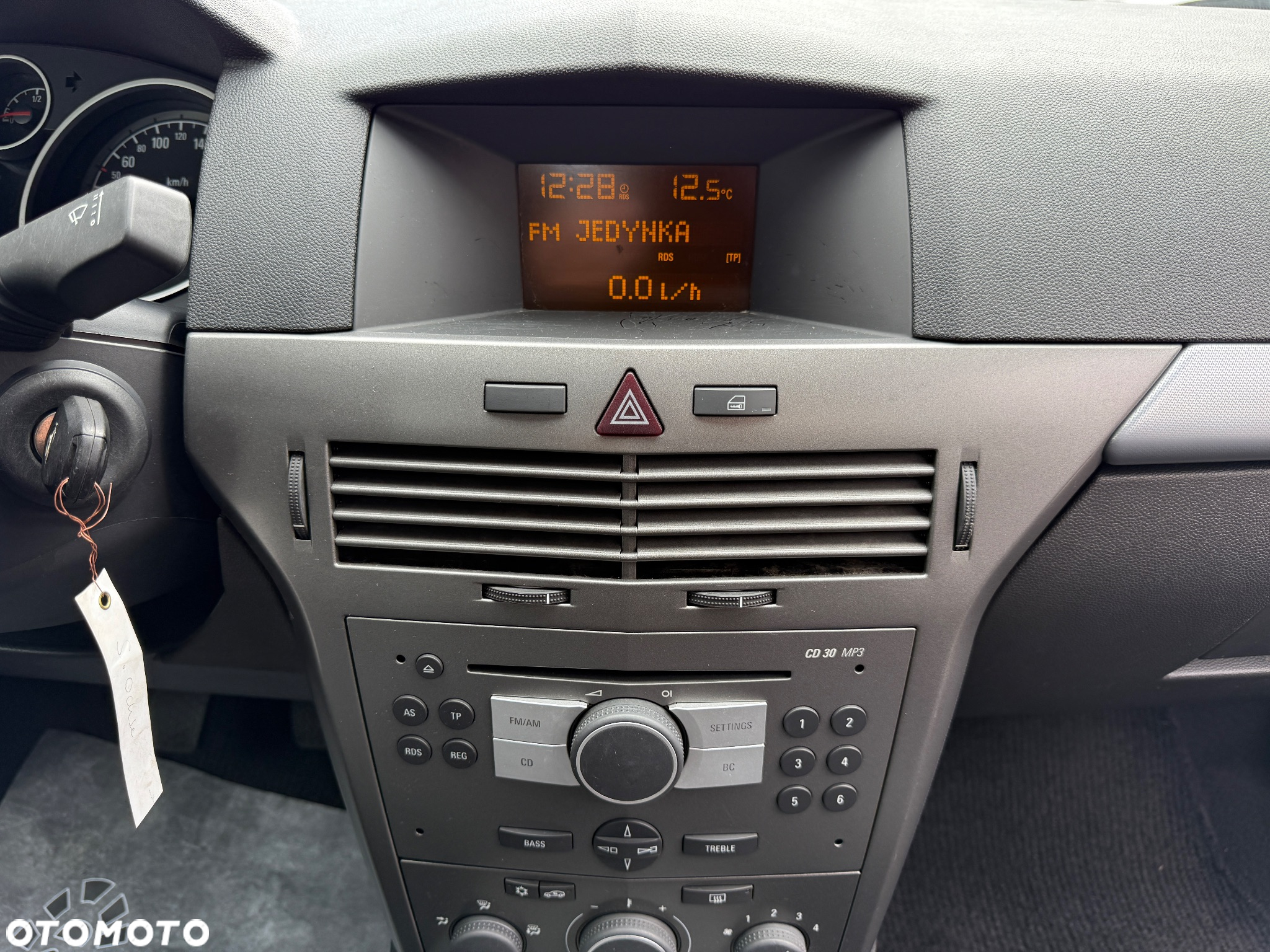 Opel Astra 1.6 Edition - 12