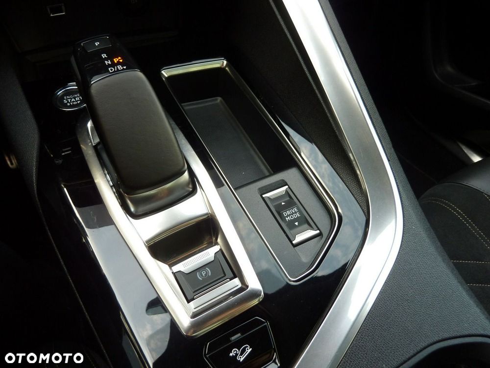 Peugeot 3008 - 28