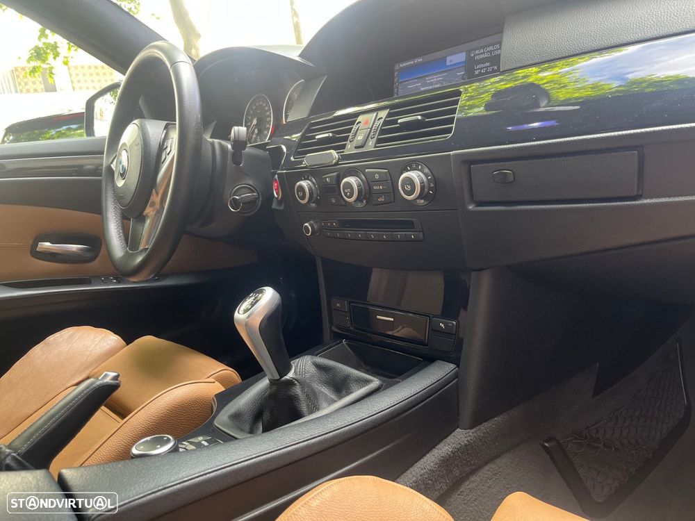 BMW 520 d Executive - 23