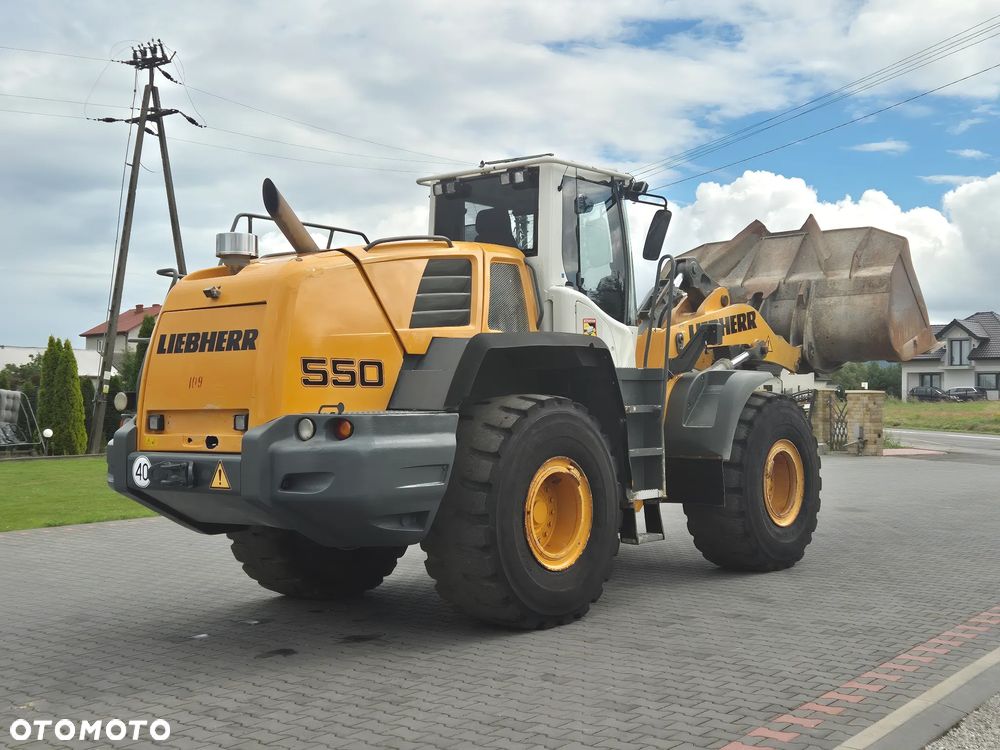 Liebherr L550/ 2012r/ Maszyna sprowadzona/ - 7
