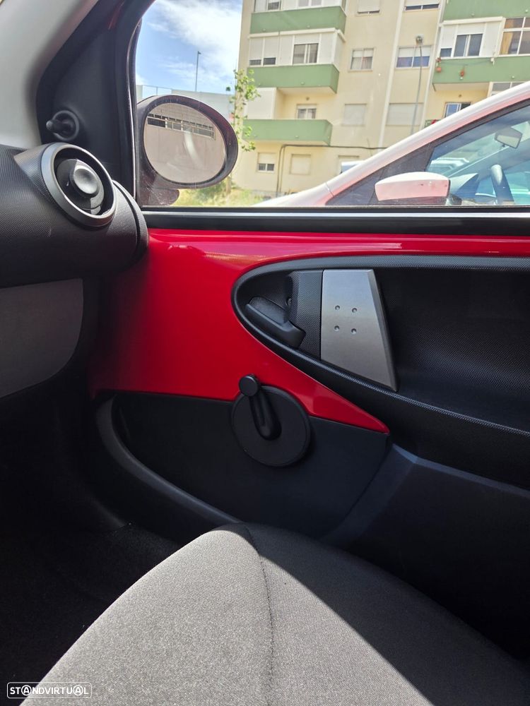 Toyota Aygo City - 2