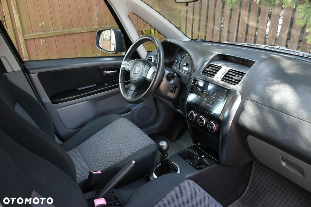 Suzuki SX4 - 12