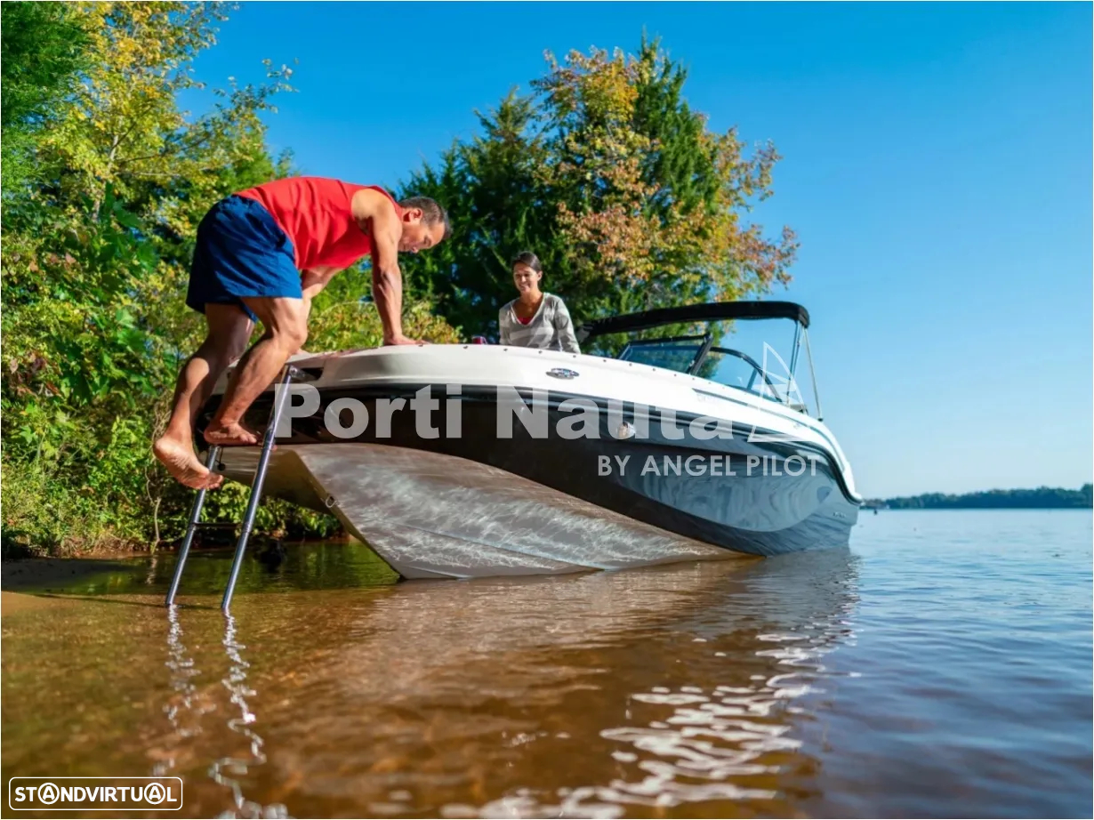Bayliner Deck Boat DX 2000 OB - 5
