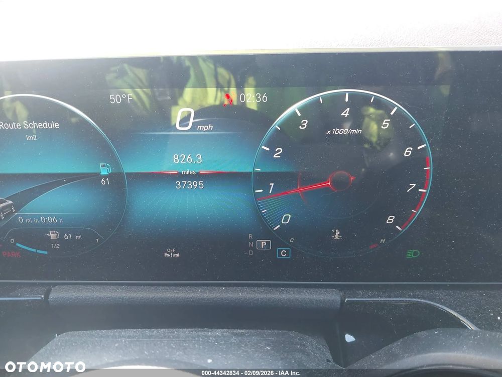 Mercedes-Benz GLA - 8