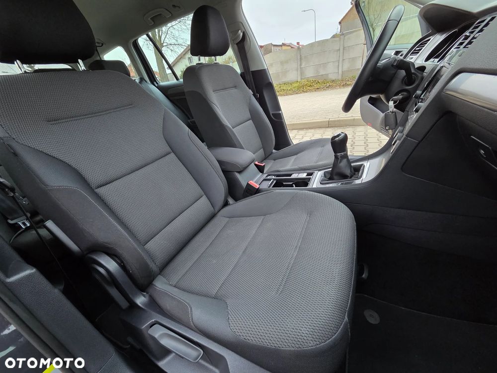 Volkswagen Golf 1.6 TDI BlueMotion Technology Comfortline - 40
