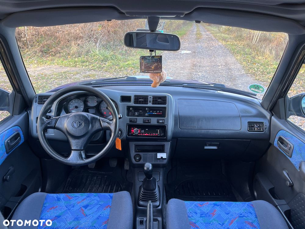 Toyota RAV4 2.0 Special - 10