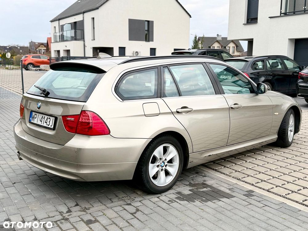 BMW Seria 3 - 21