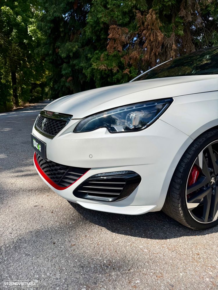 Peugeot 308 1.6 e-THP GTi - 4