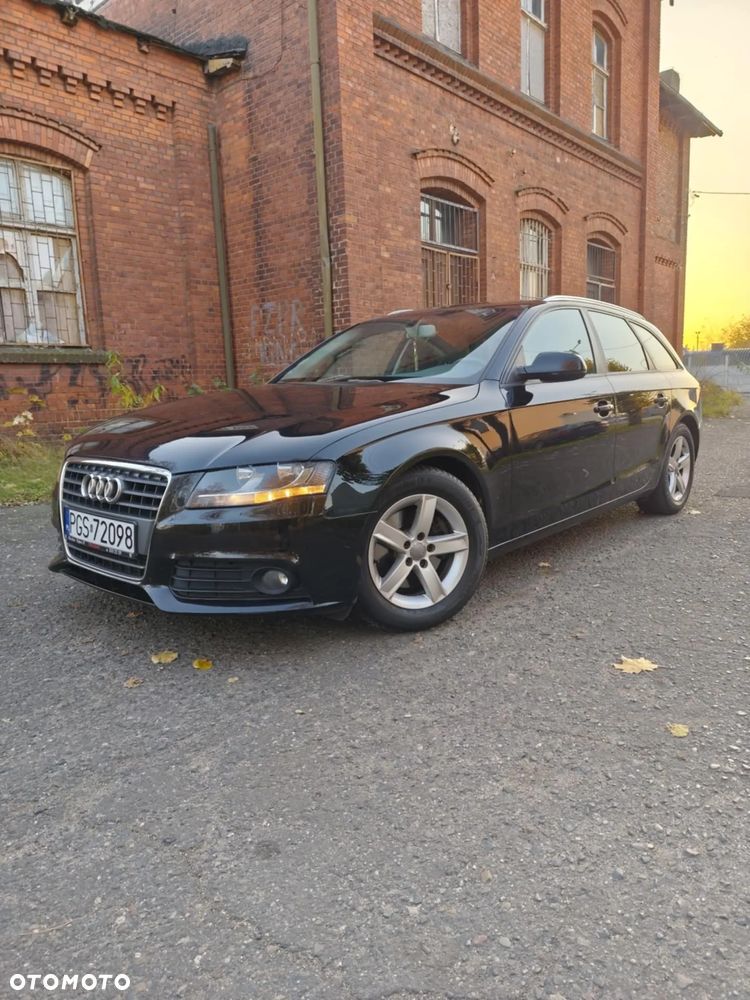 Audi A4 Avant - 1