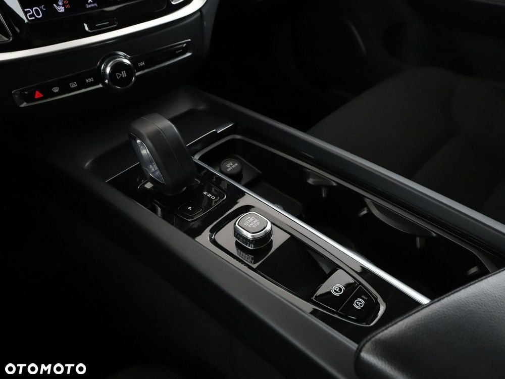 Volvo V60 B4 D Geartronic Momentum Pro - 30