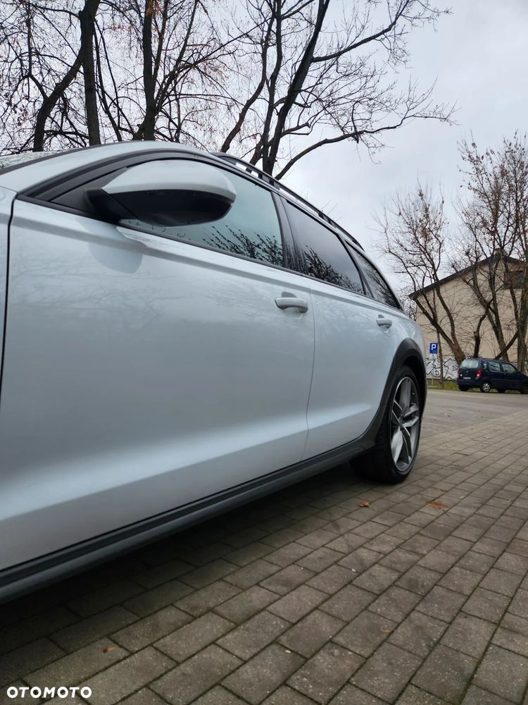 Audi A6 Allroad - 13