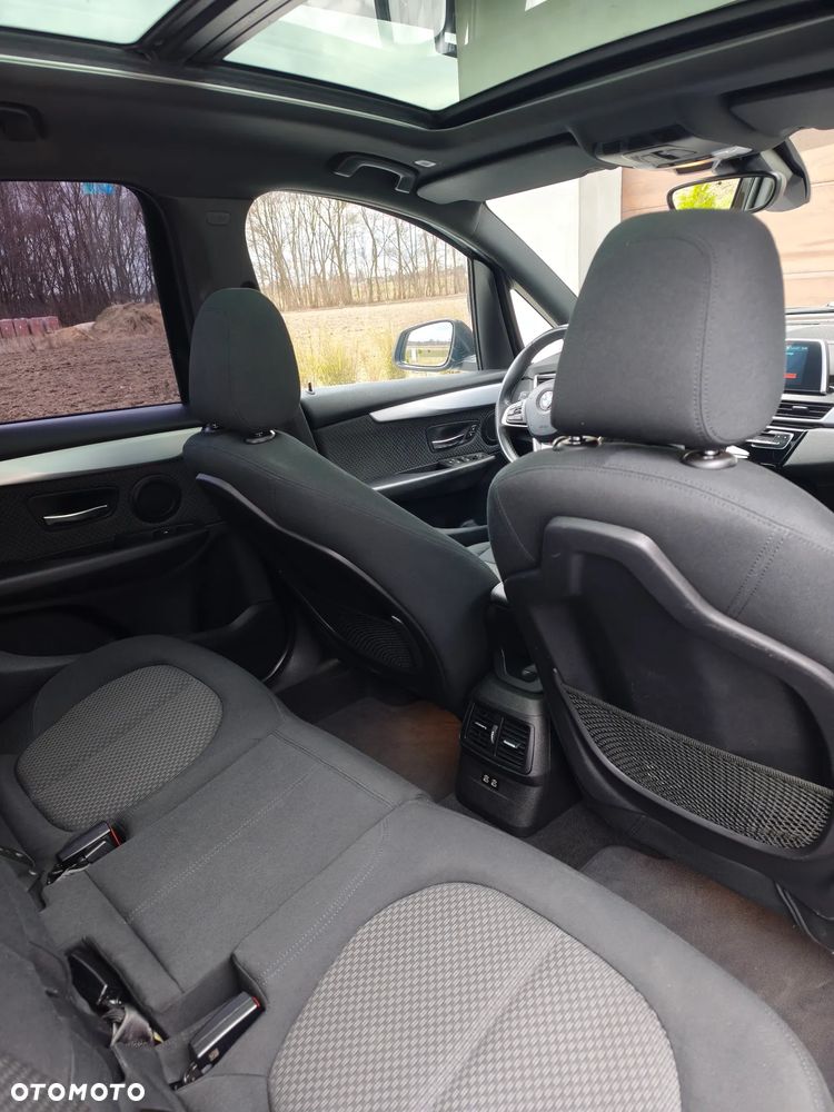 BMW Seria 2 220i Sport-Aut Sport Line - 11