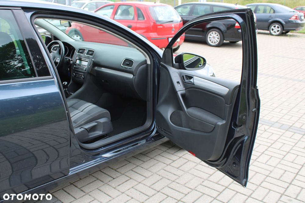 Volkswagen Golf 2.0 TDI DPF MATCH - 27