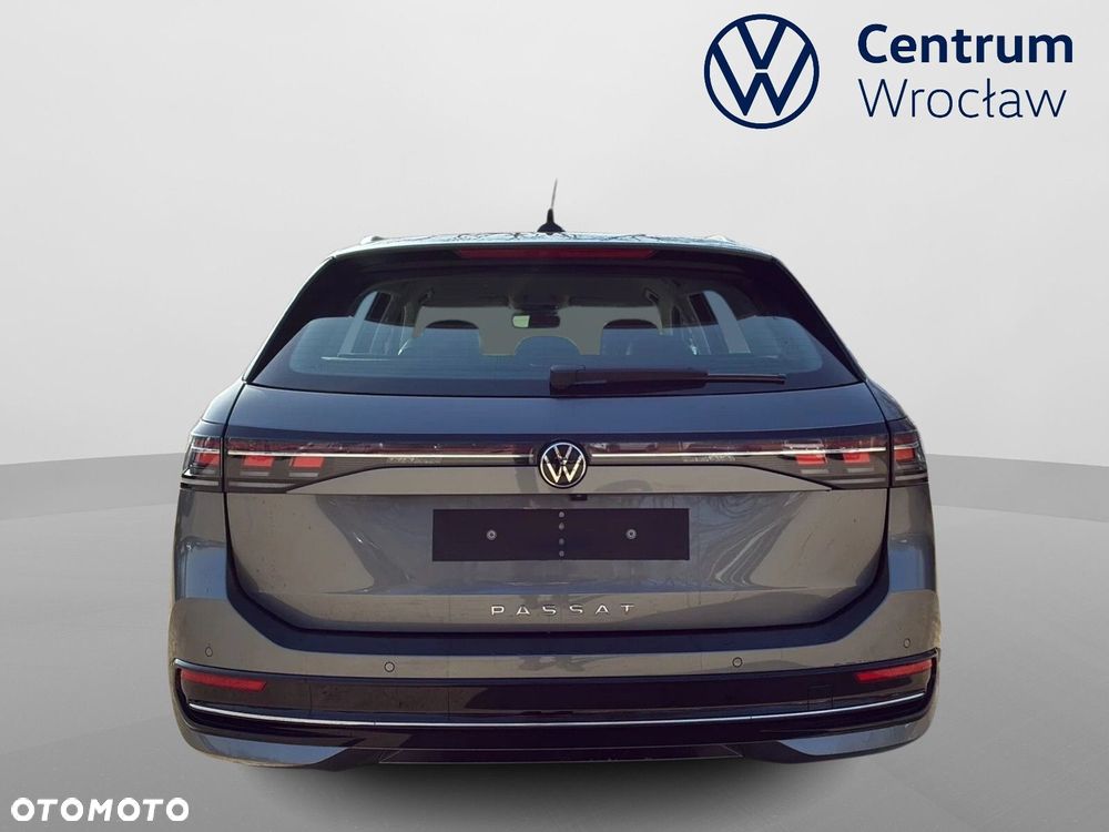 Volkswagen Passat - 9